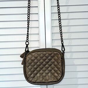 Urban Expressions Crossbody Bag Bronze Triple Zipper w Chain Strap EUC